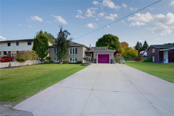 26 Henry Street, Strathroy