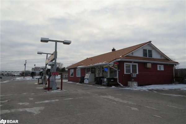 8906 11 Highway, Orillia