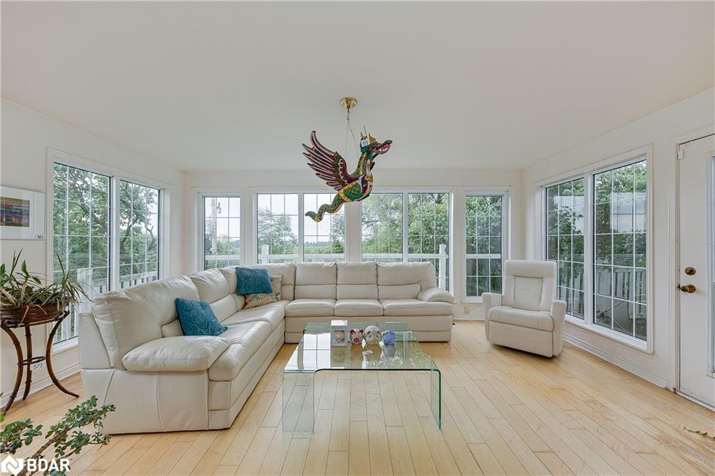 Listing 40344001 - Large Photo # 15