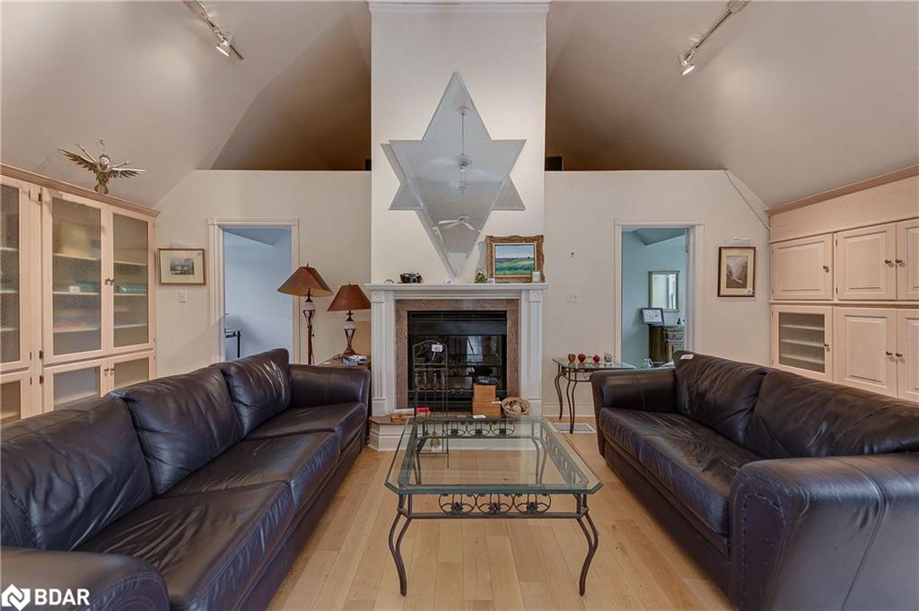 Listing 40344001 - Large Photo # 13