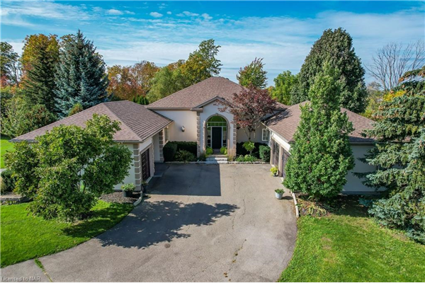 2205 Mewburn Road, Niagara Falls