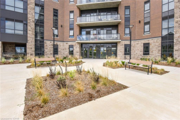 332 Gosling Gardens Square, Guelph