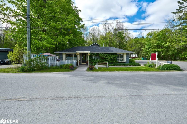 73 Big Bay Point Road, Innisfil