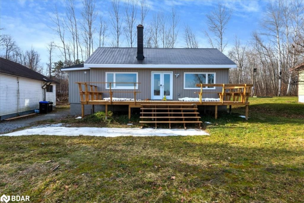 1660 Viking Marina Road, Waubaushene