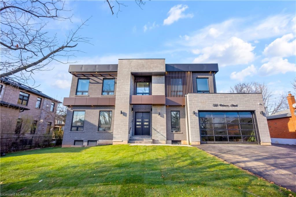 1325 Rebecca Street, Oakville
