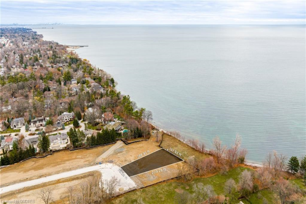 21 Pebbleridge Place, Oakville