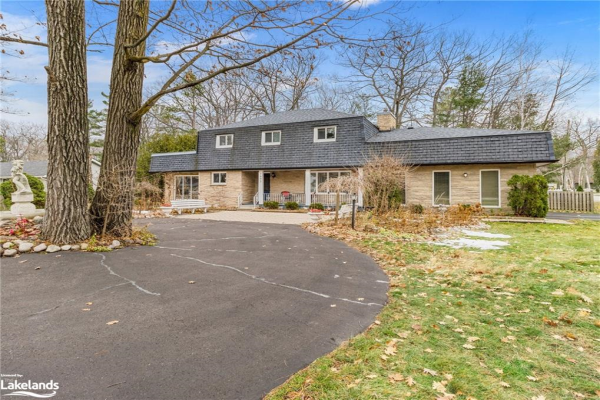 1693 River Road W, Wasaga Beach