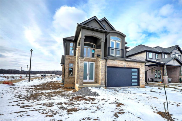 26 Swan Avenue, Fonthill