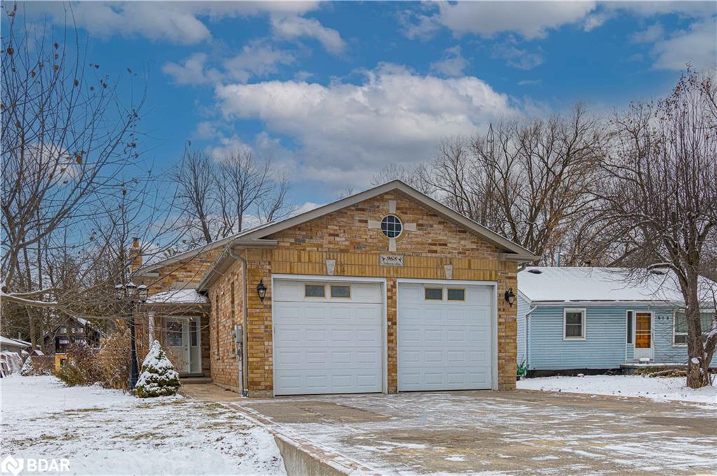 Listing 40358156 - Large Photo # 1