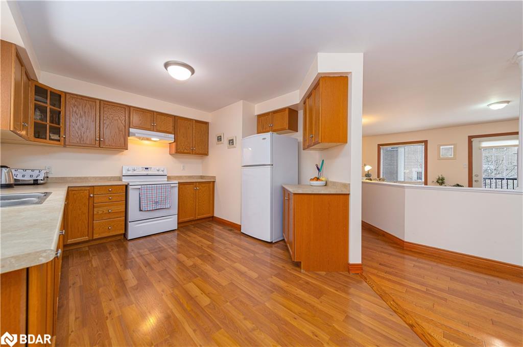Listing 40358156 - Large Photo # 9
