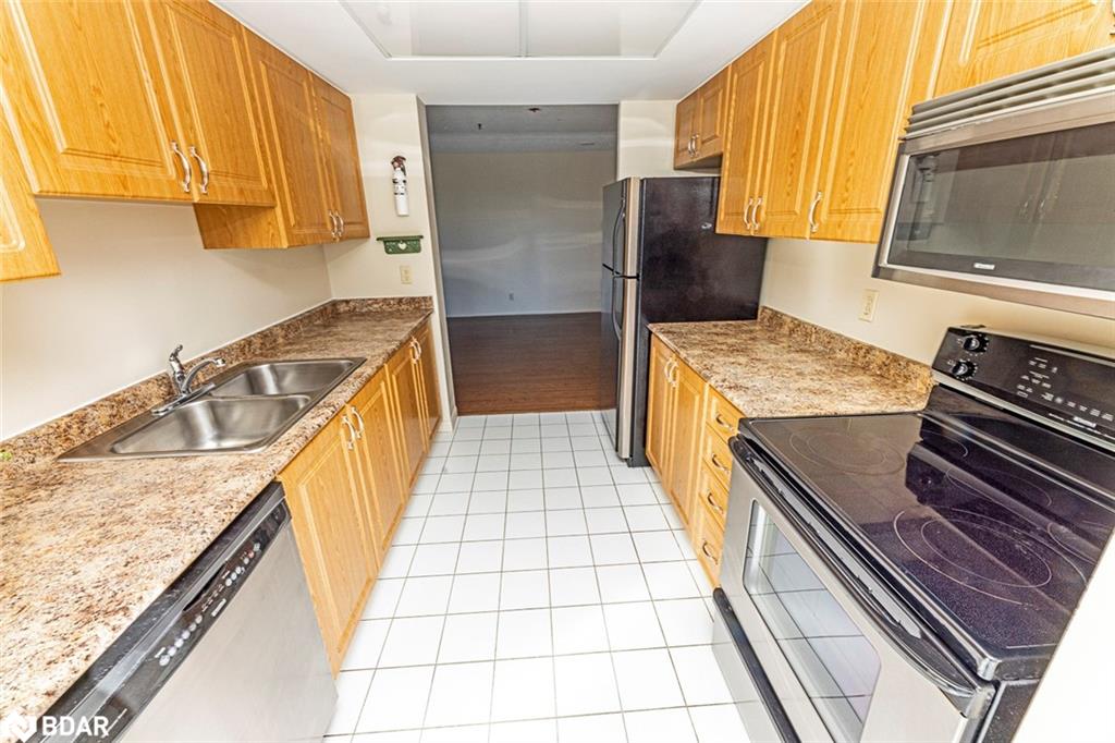 Listing 40360133 - Large Photo # 6