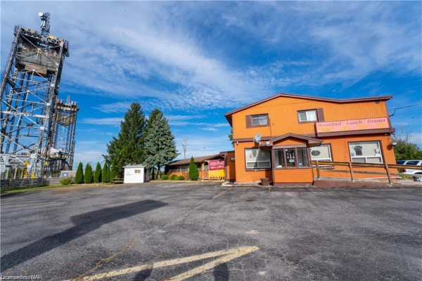 13330 Lundys Lane, Thorold