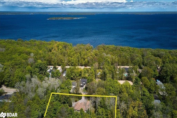 74 Polish Avenue, Penetanguishene