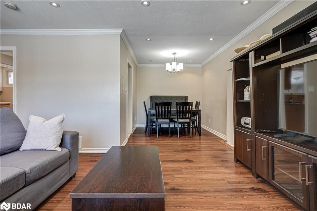 Listing 40364811 - Large Photo # 7