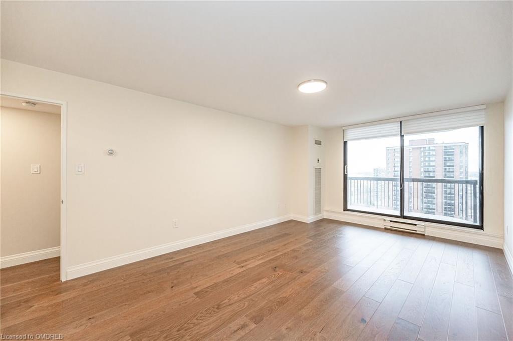 Listing 40365215 - Large Photo # 26