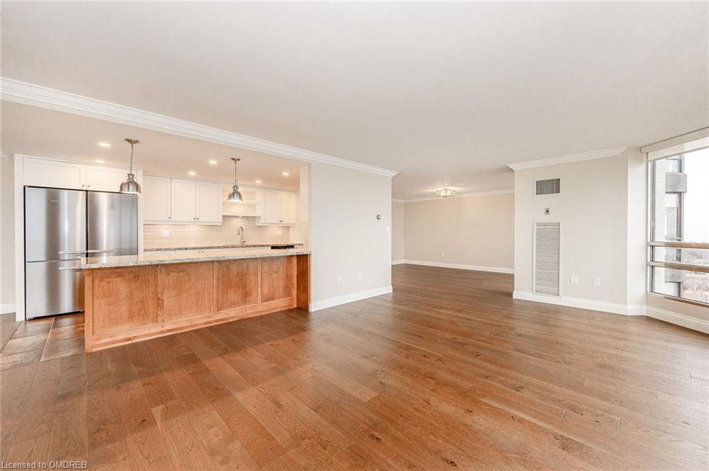 Listing 40365215 - Large Photo # 15