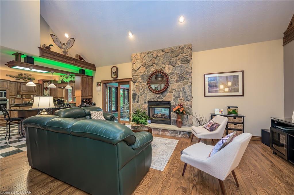 Listing 40368277 - Large Photo # 22