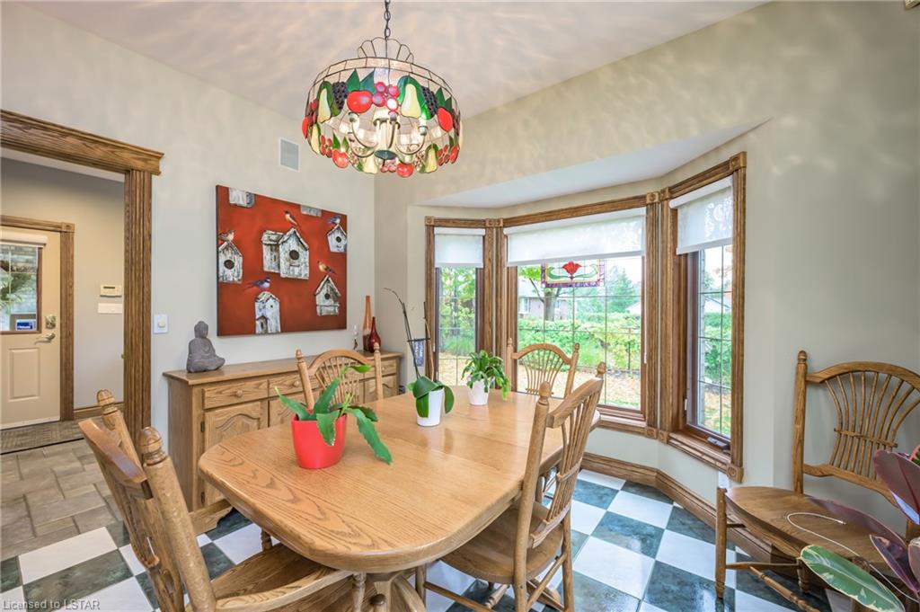 Listing 40368277 - Large Photo # 17