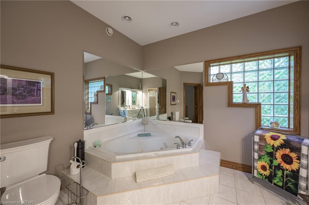 Listing 40368277 - Large Photo # 32