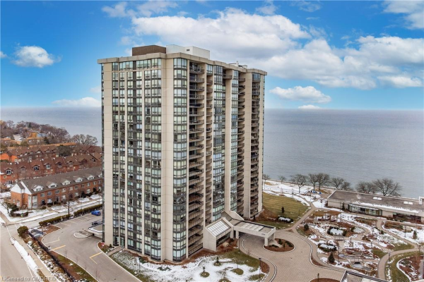 2170 Marine Drive, Oakville