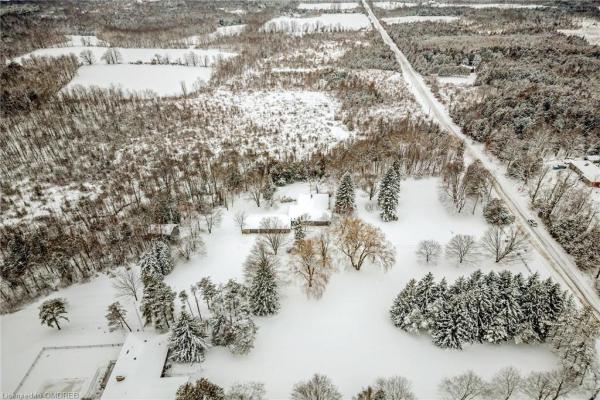 12150 Fifth Ln Nassagaweya Line, Milton