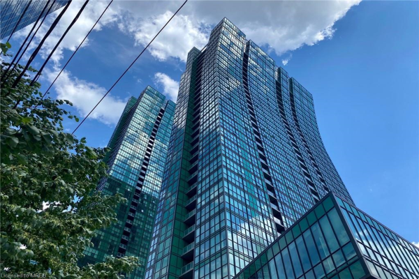 4750 Yonge Street, Toronto