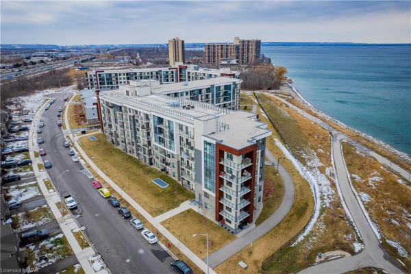 101 Shoreview Place, Stoney Creek