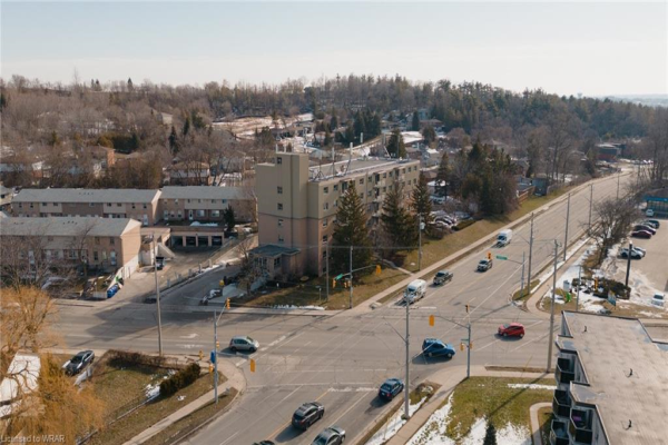 283 Fairway Road N, Kitchener