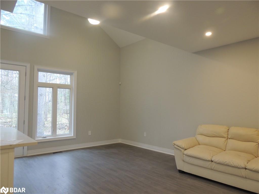 Listing 40376570 - Large Photo # 25