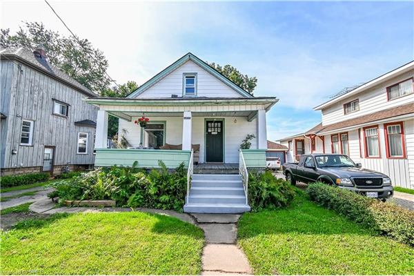 6414 Barker Street, Niagara Falls