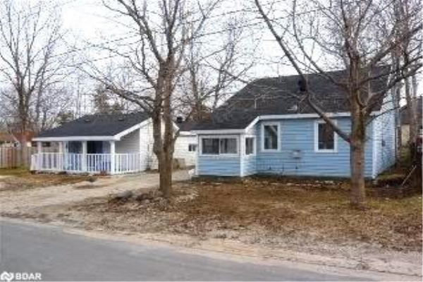 11 Middlebrook Road, Wasaga Beach