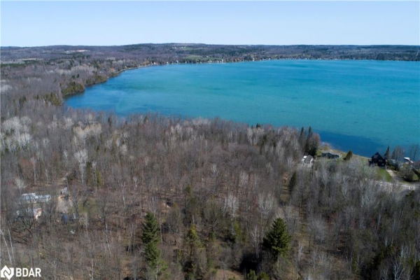3094 Sandy Bend, Elmvale