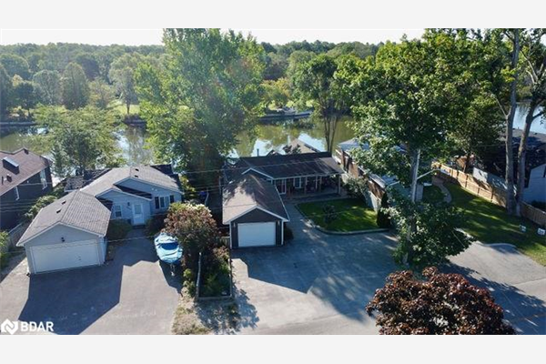 299 Old Mosley Street, Wasaga Beach