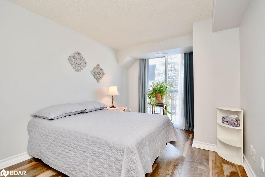 Listing 40380527 - Large Photo # 15