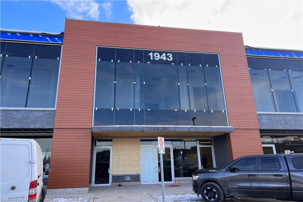 1943 Ironoak Way, Oakville