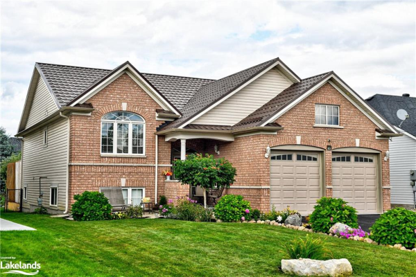 4 Wintergreen Way, Wasaga Beach