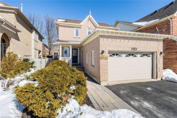53 Segwun Road, Waterdown