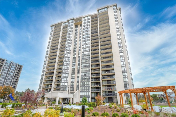 2170 Marine Drive, Oakville