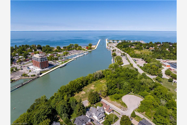 23 Michigan Avenue, St. Catharines