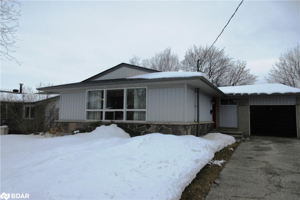 135 Cundles Road E, Barrie