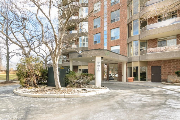 1903 Pilgrims Way, Oakville