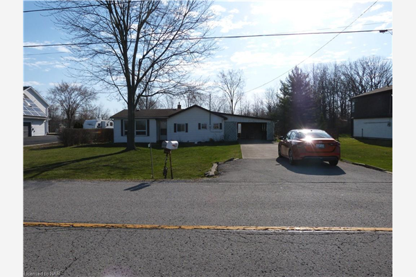 10020 Willoughby Drive, Niagara Falls