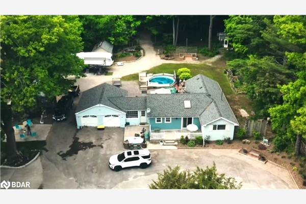 1776 Big Bay Point Road, Innisfil