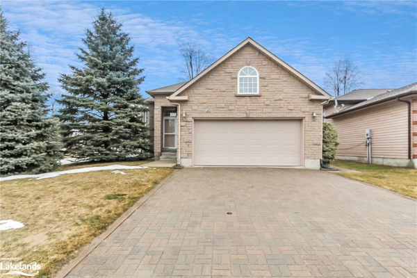 49 Riverdale Drive, Wasaga Beach