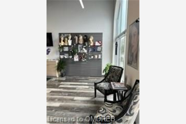 1 Market Lane, Wasaga Beach