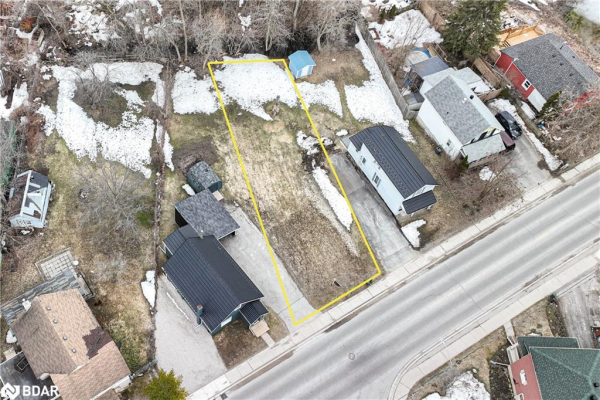 165 Barrie Road, Orillia
