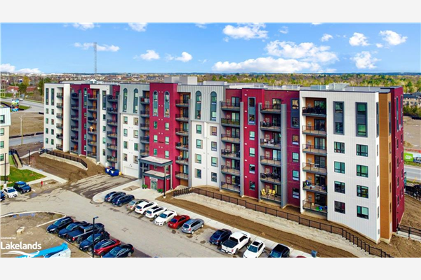 4 Spice Way, Barrie