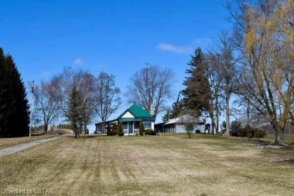 2240 Manning Drive, London