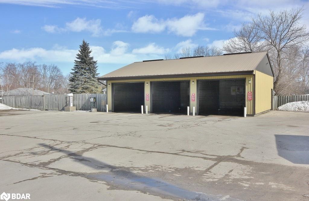 Listing 40399004 - Large Photo # 2