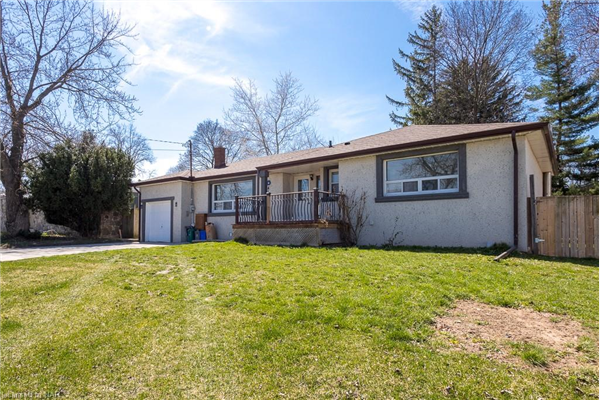 4195 Drummond Road, Niagara Falls